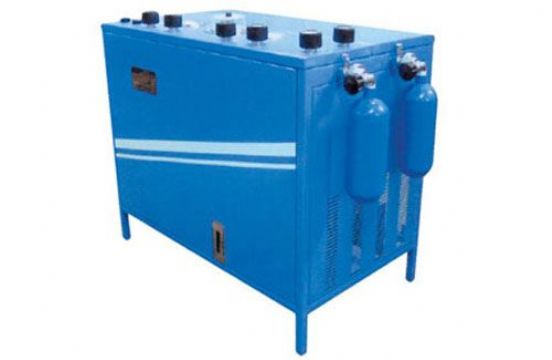 點擊查看詳細(xì)信息<br>標(biāo)題：AE102A氧氣充填泵 閱讀次數(shù)：2375