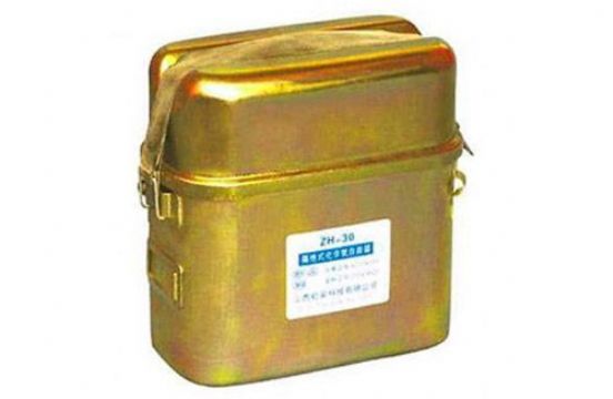 點擊查看詳細信息<br>標題：隔絕式化學(xué)氧自救器 閱讀次數(shù)：2257