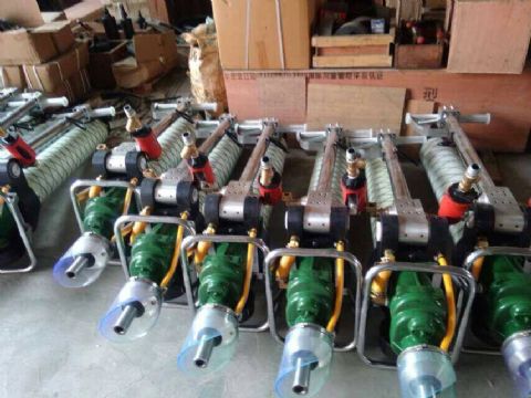 點擊查看詳細信息<br>標(biāo)題：MQT-130/2.8型氣動錨桿鉆機15898635797 0537-3202711 閱讀次數(shù)：2450