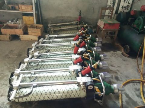 點擊查看詳細信息<br>標(biāo)題：MQT-120/2.8型氣動錨桿鉆機15898635797 0537-3202711 閱讀次數(shù)：50864